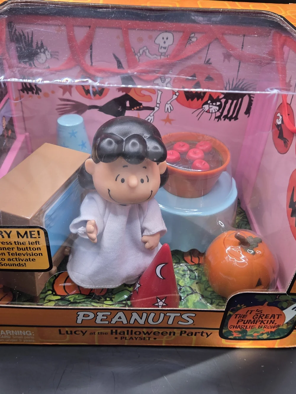 Peanuts Lucy Doll in White Dress with Black Hair - Halloween Set